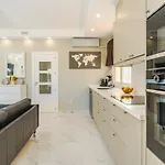 Luxurious Hillside With Private Pool - Sea & Mountain Views *