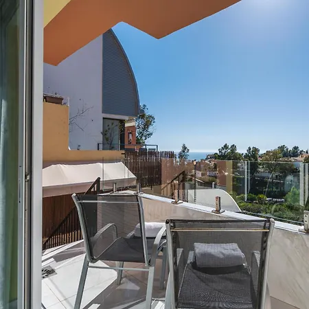 Private Luxurious Hillside With Pool & Sea Views For 8 To 10 Ppl