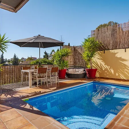 Private Luxurious Hillside With Pool & Sea Views For 8 To 10 Ppl * Fuengirola