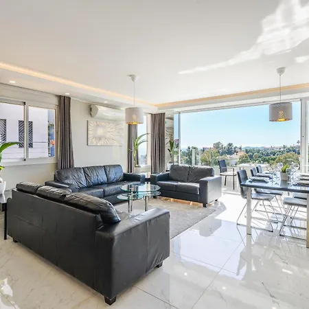 Luxurious Hillside With Private Pool - Sea & Mountain Views