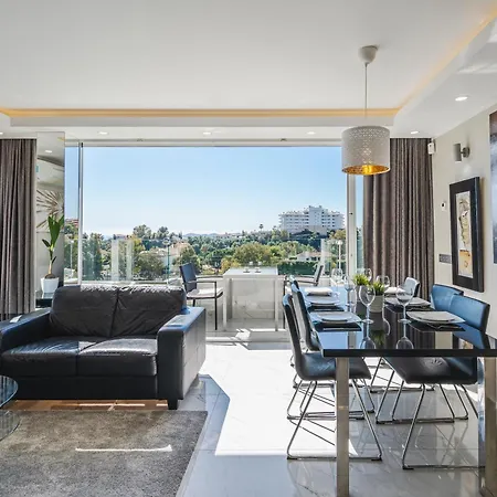 Luxurious Hillside With Private Pool - Sea & Mountain Views * Fuengirola