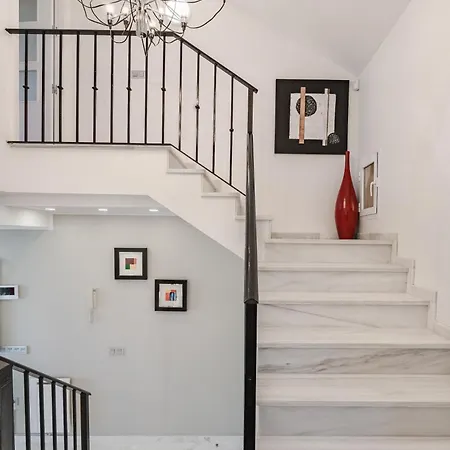 Private Luxurious Hillside With Pool & Sea Views For 8 To 10 Ppl * Fuengirola