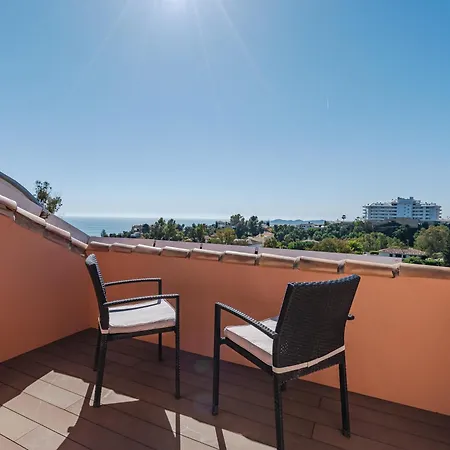 Private Luxurious Hillside With Pool & Sea Views For 8 To 10 Ppl Villa