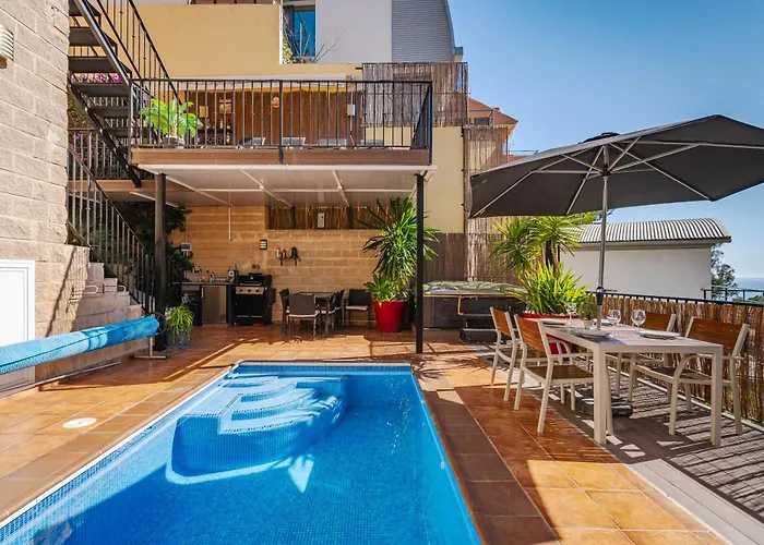 Luxurious Hillside With Private Pool - Sea & Mountain Views *