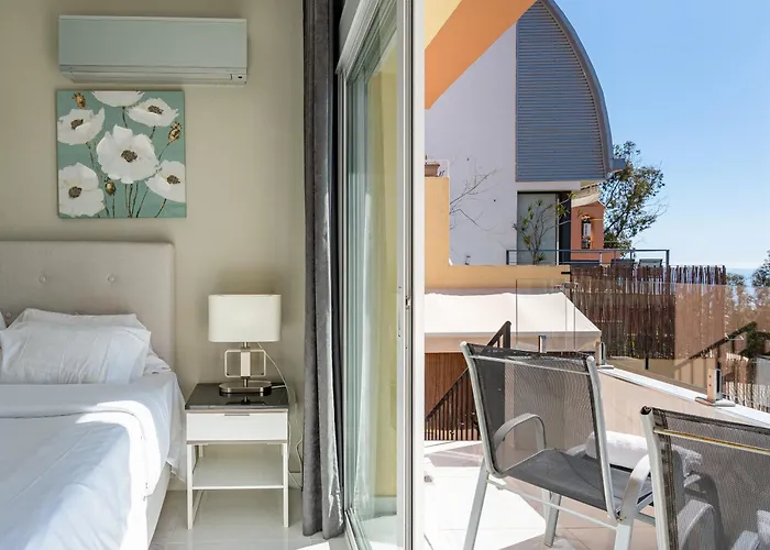 Willa Luxurious Hillside With Private Pool - Sea & Mountain Views *