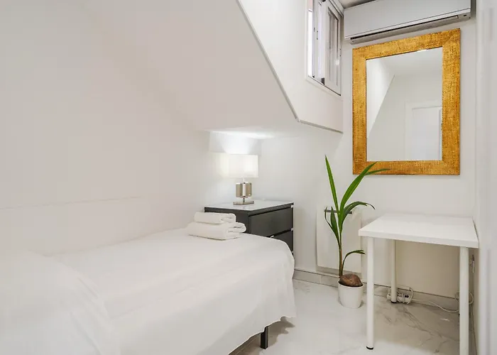 Luxurious Hillside With Private Pool - Sea & Mountain Views * Fuengirola