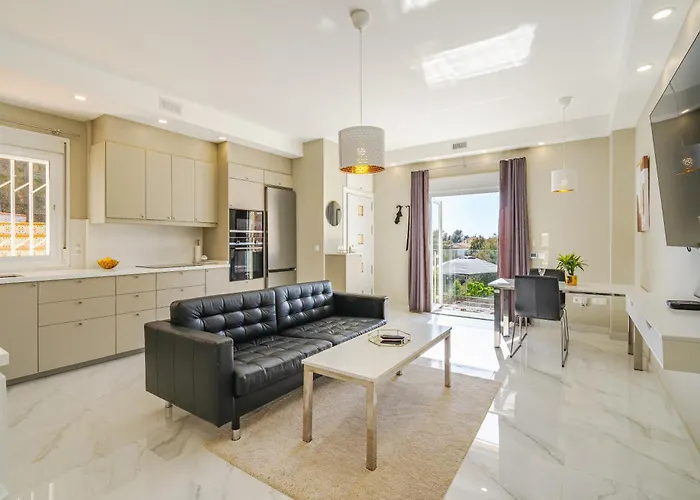 Luxurious Hillside With Private Pool - Sea & Mountain Views Fuengirola